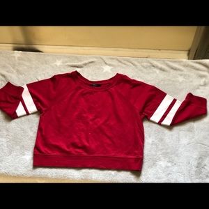 red and white long sleeve crop top 😍😍❤️❤️❤️